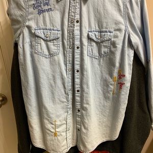Blue Jean shirt! Juniors